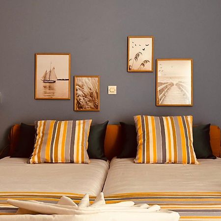 Michael Apartments Agia Marina Dış mekan fotoğraf
