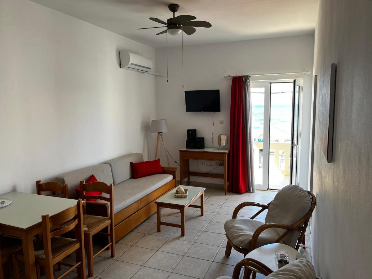 Michael Apartments Agia Marina Dış mekan fotoğraf