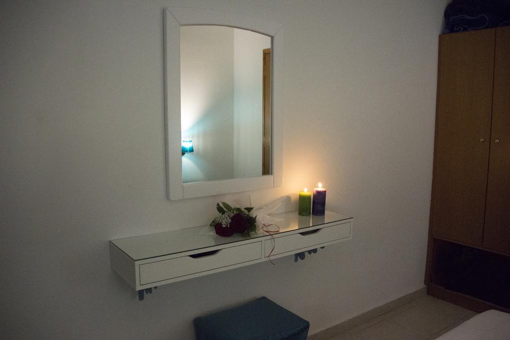 Michael Apartments Agia Marina Dış mekan fotoğraf